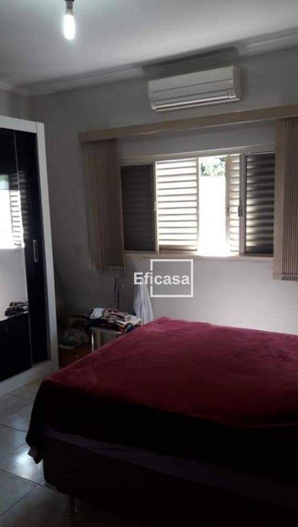 Casa à venda com 3 quartos, 170m² - Foto 3