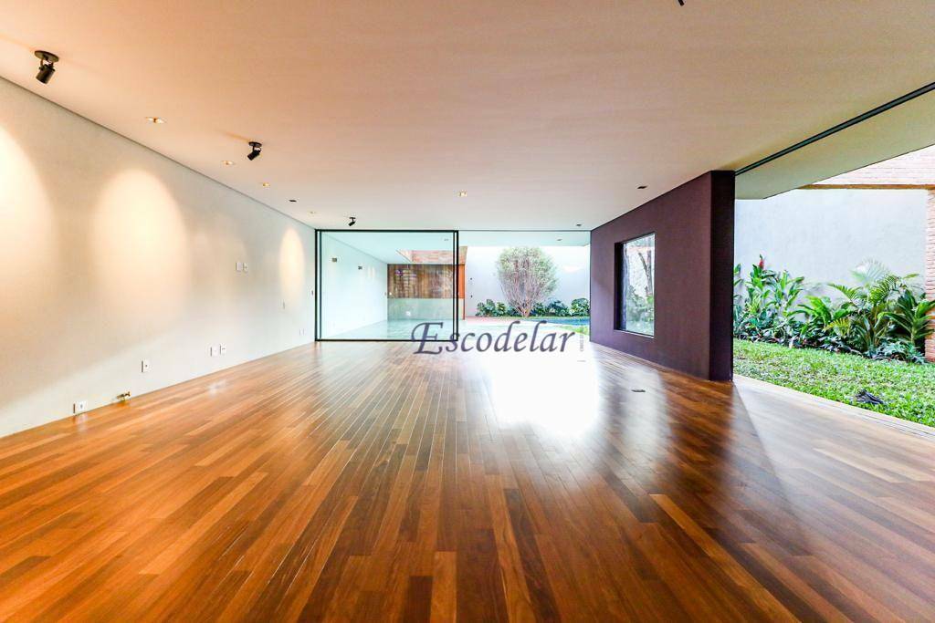 Casa à venda com 3 quartos, 430m² - Foto 2