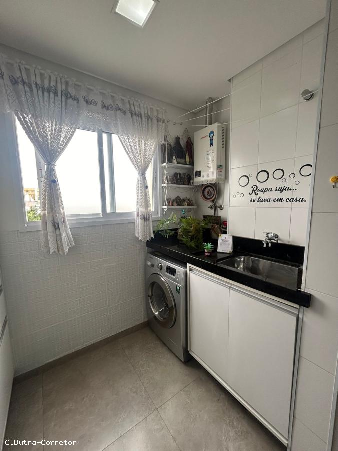 Apartamento à venda com 2 quartos, 76m² - Foto 12