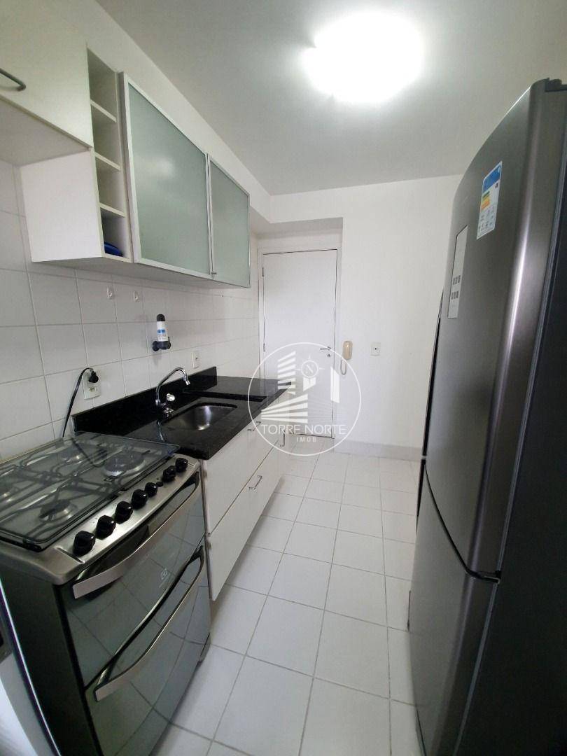 Apartamento à venda com 2 quartos, 95m² - Foto 12