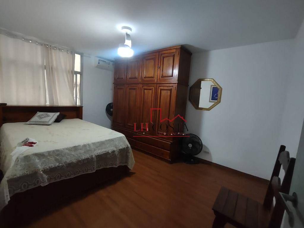 Apartamento à venda com 4 quartos, 198m² - Foto 15