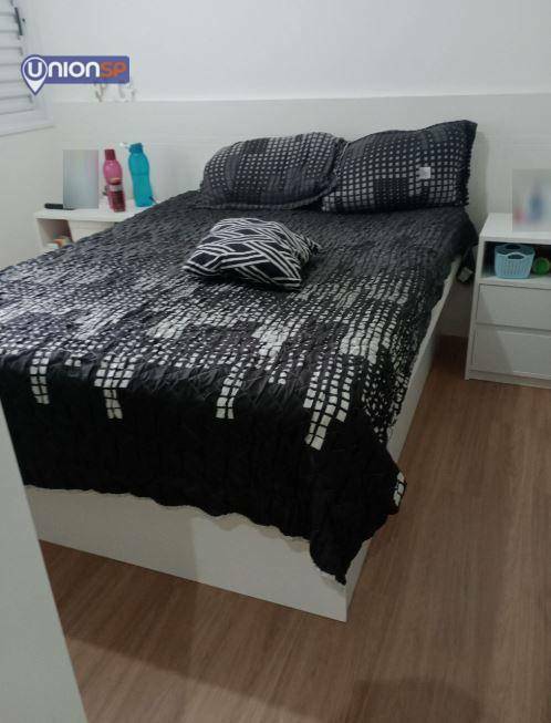 Apartamento à venda com 2 quartos, 79m² - Foto 4