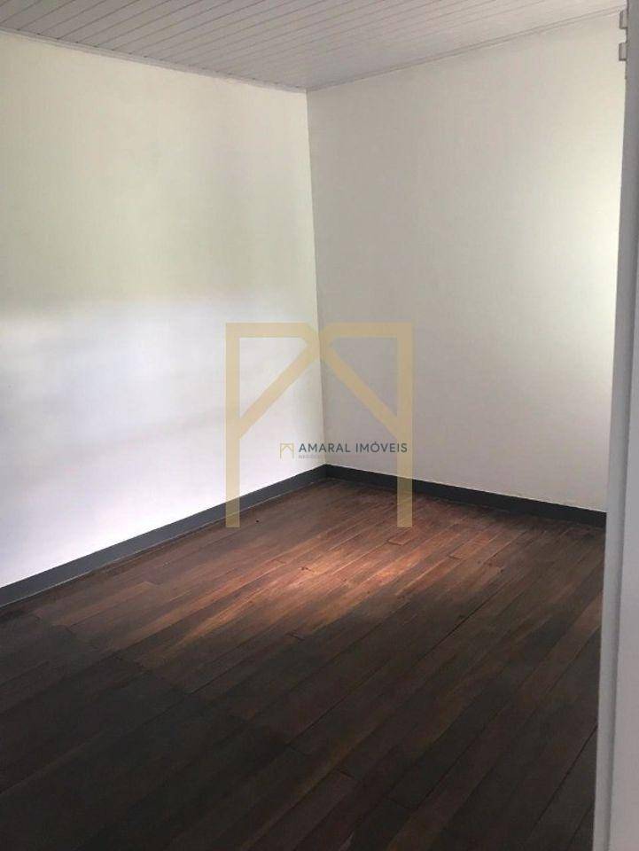 Casa à venda com 1 quarto, 49m² - Foto 3