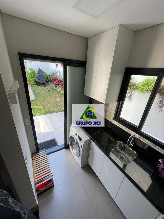 Casa à venda com 3 quartos, 240m² - Foto 22