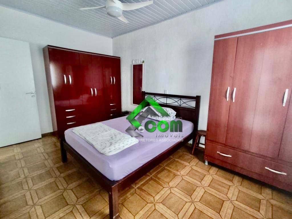 Casa à venda com 3 quartos, 154m² - Foto 7