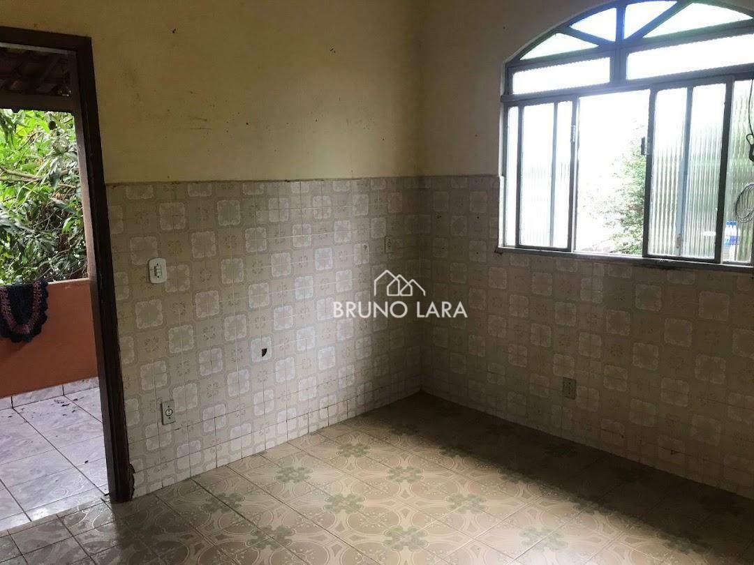 Casa à venda com 3 quartos, 360m² - Foto 11