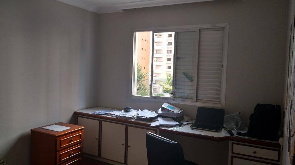 Apartamento à venda com 4 quartos, 326m² - Foto 26