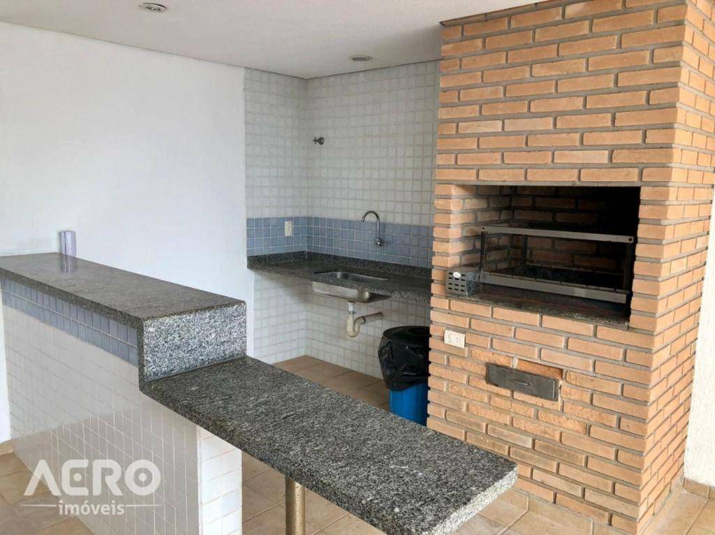 Apartamento para alugar com 2 quartos, 55m² - Foto 8