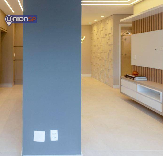 Apartamento à venda com 2 quartos, 59m² - Foto 2