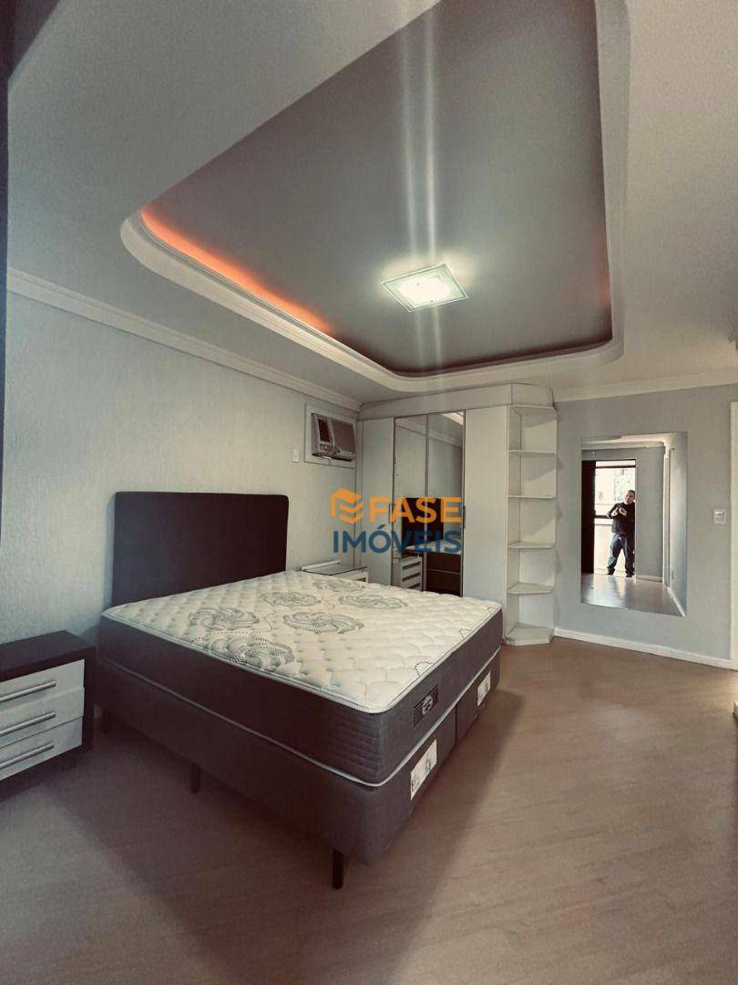 Apartamento à venda com 3 quartos, 155m² - Foto 14