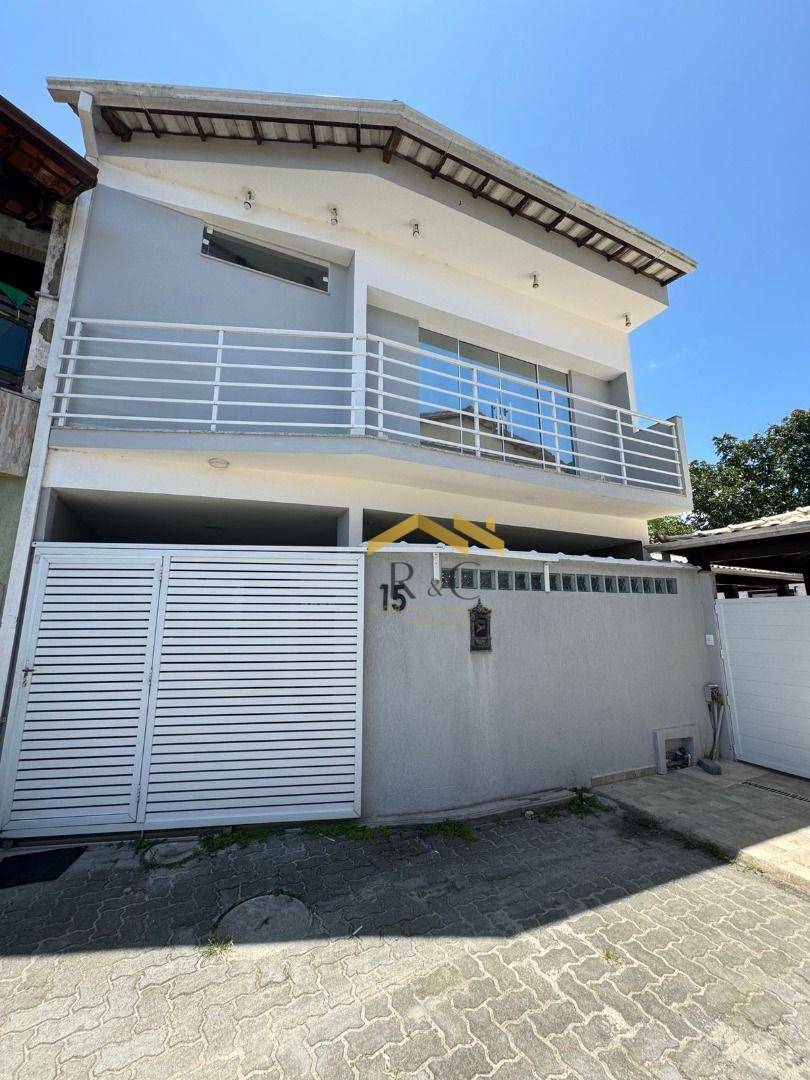 Casa à venda com 3 quartos, 160m² - Foto 2