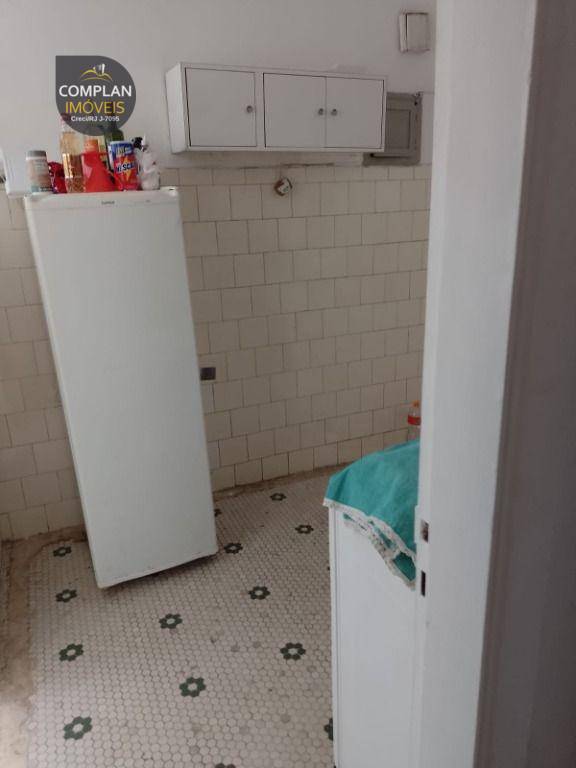 Apartamento à venda com 2 quartos, 80m² - Foto 13