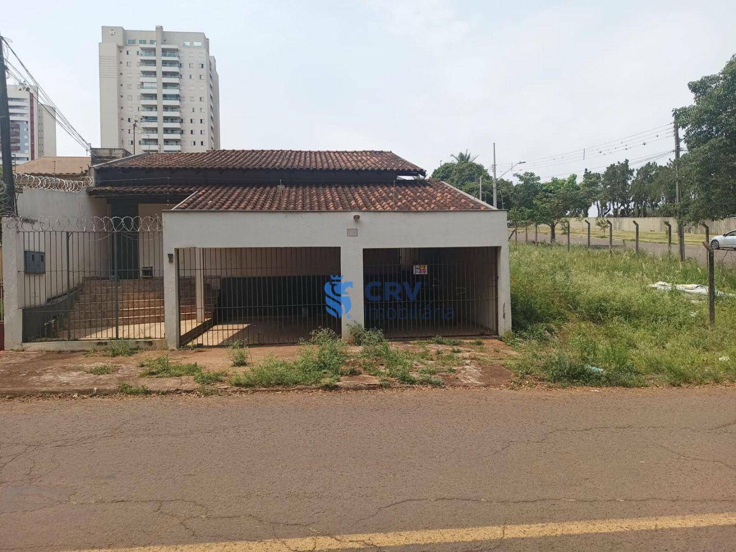 Casa à venda com 4 quartos, 126m² - Foto 1