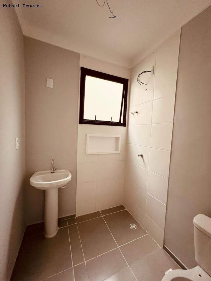 Casa à venda com 2 quartos, 52m² - Foto 8