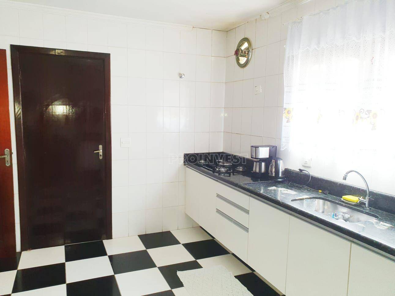 Casa de Condomínio para alugar com 3 quartos, 220m² - Foto 12