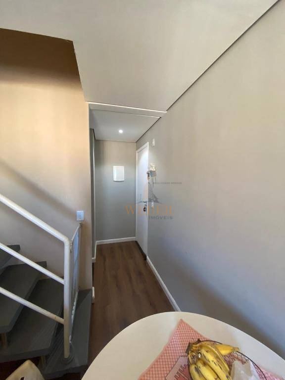Cobertura à venda com 3 quartos, 84m² - Foto 3