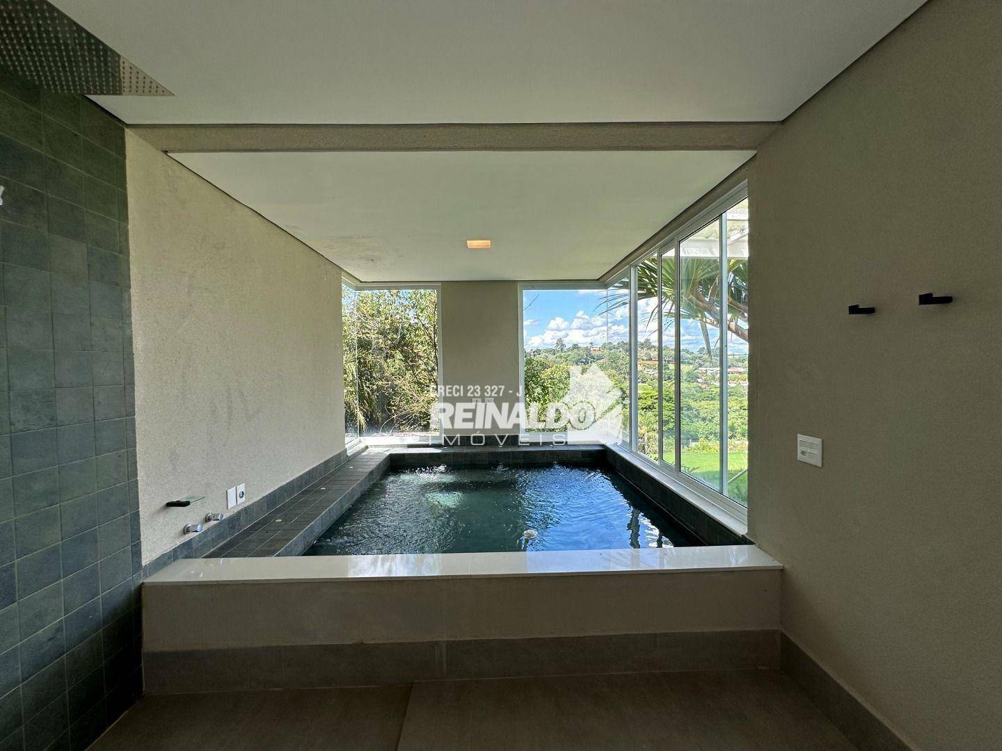 Casa de Condomínio à venda com 5 quartos, 670m² - Foto 45
