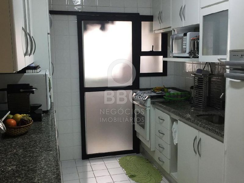 Apartamento à venda com 2 quartos, 67m² - Foto 6