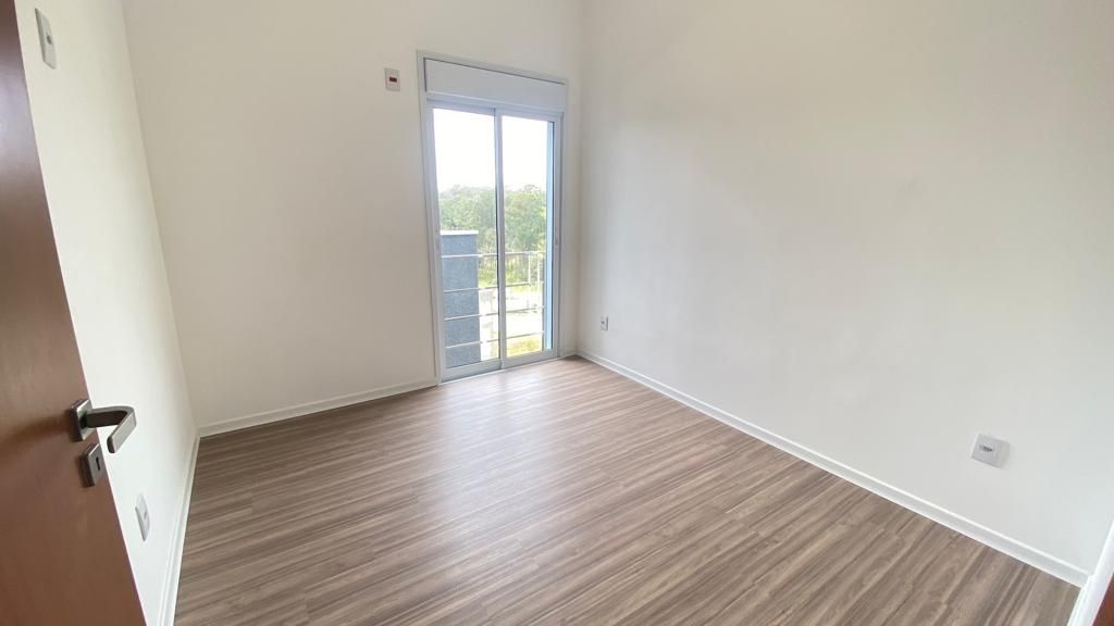 Casa à venda com 4 quartos, 125m² - Foto 12