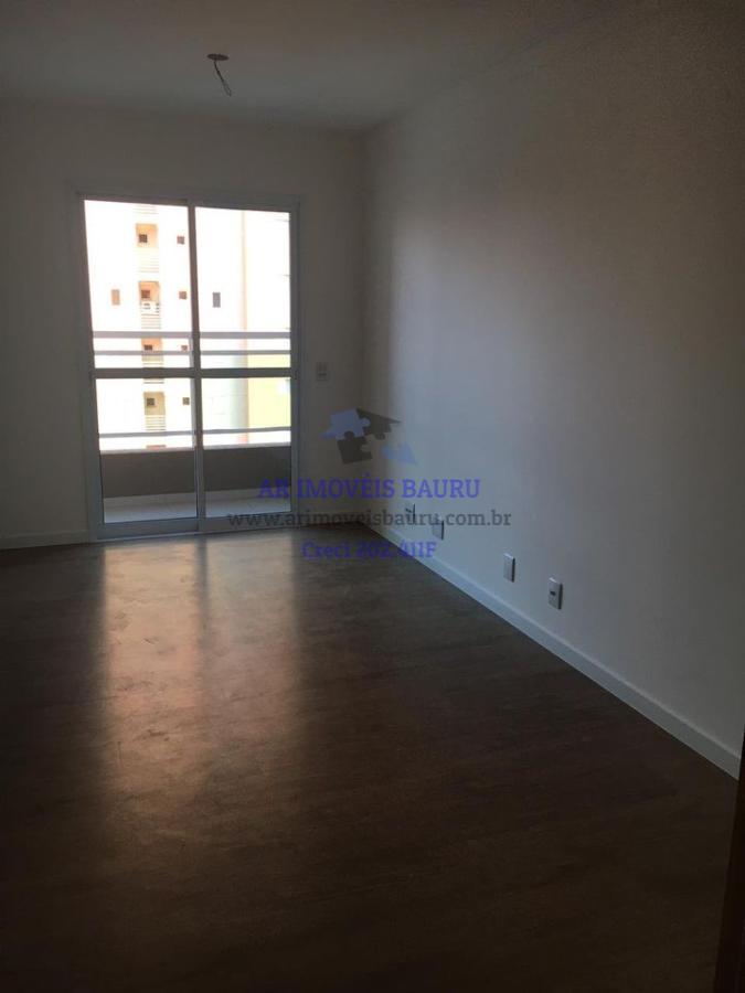 Apartamento à venda com 2 quartos, 60m² - Foto 4