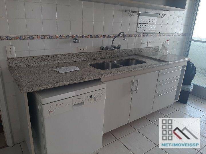 Apartamento à venda com 3 quartos, 128m² - Foto 5