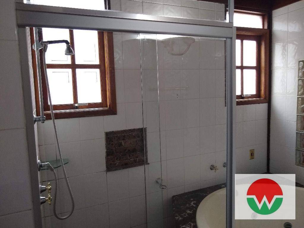 Casa de Condomínio à venda e aluguel com 4 quartos, 450m² - Foto 41