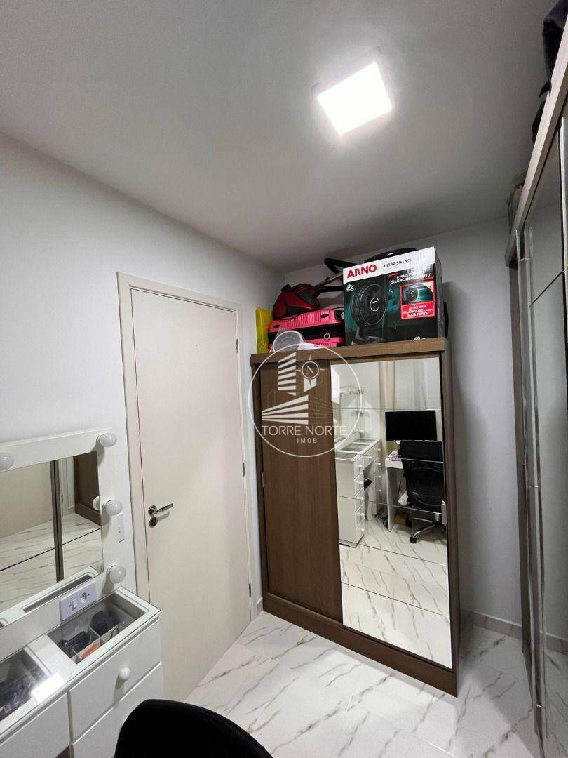 Apartamento à venda com 2 quartos, 35m² - Foto 14