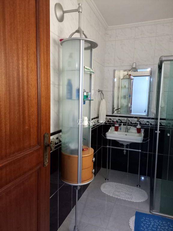 Casa à venda com 4 quartos, 200m² - Foto 42