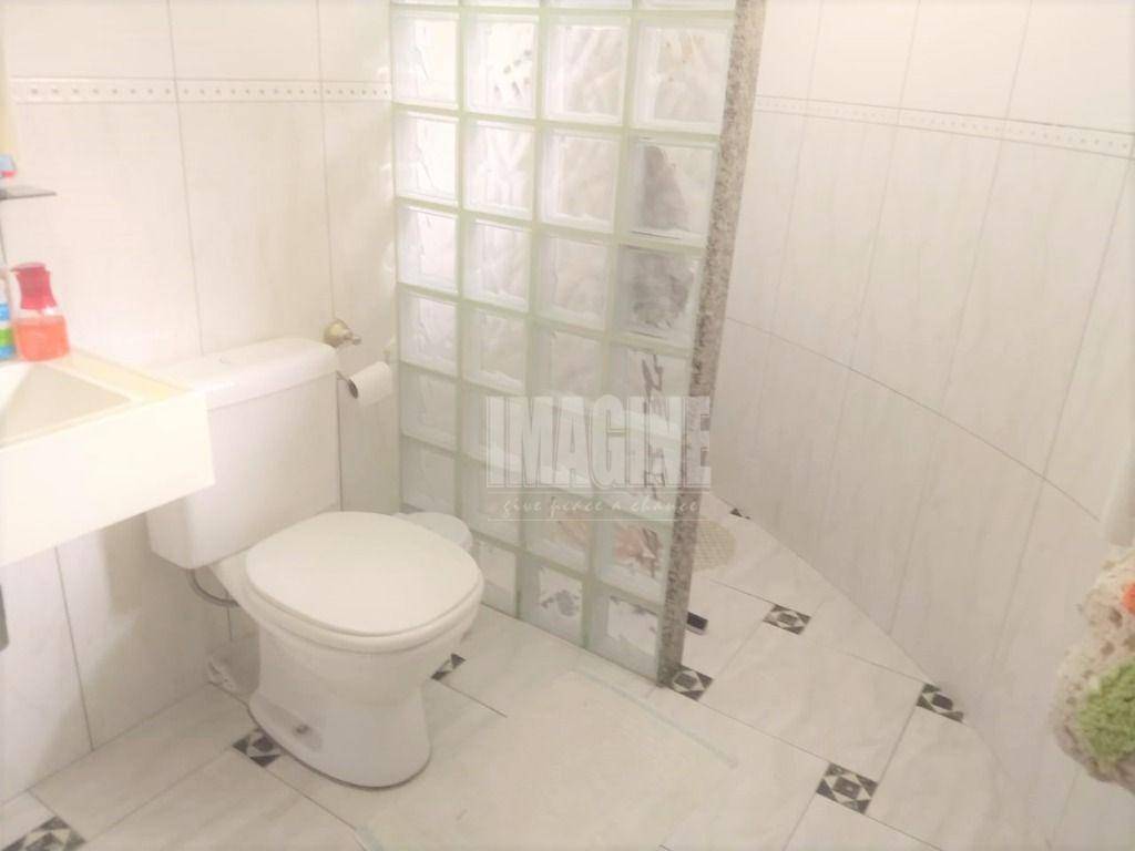 Sobrado à venda com 4 quartos, 290m² - Foto 34