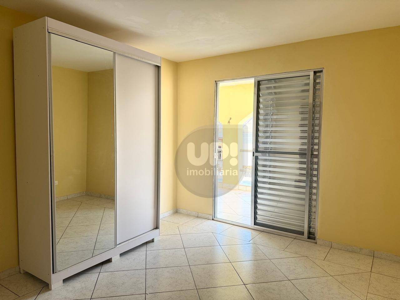 Casa à venda com 2 quartos, 126m² - Foto 11