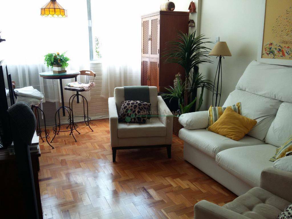 Apartamento à venda com 2 quartos, 66m² - Foto 7