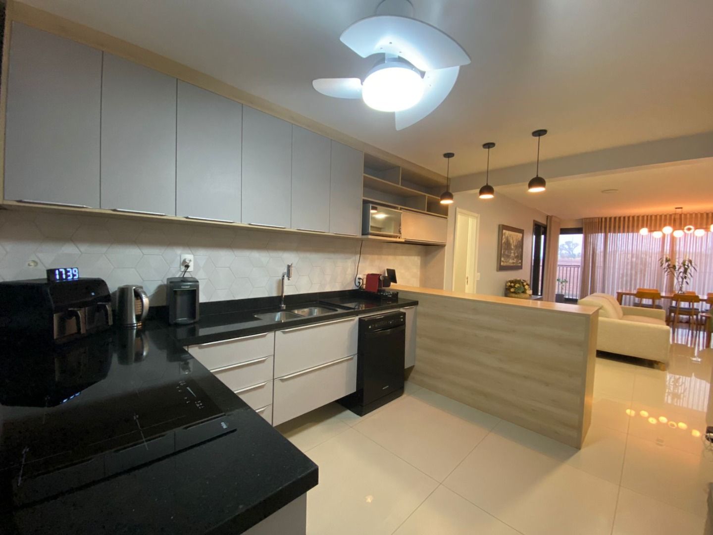 Apartamento à venda com 4 quartos, 158m² - Foto 6