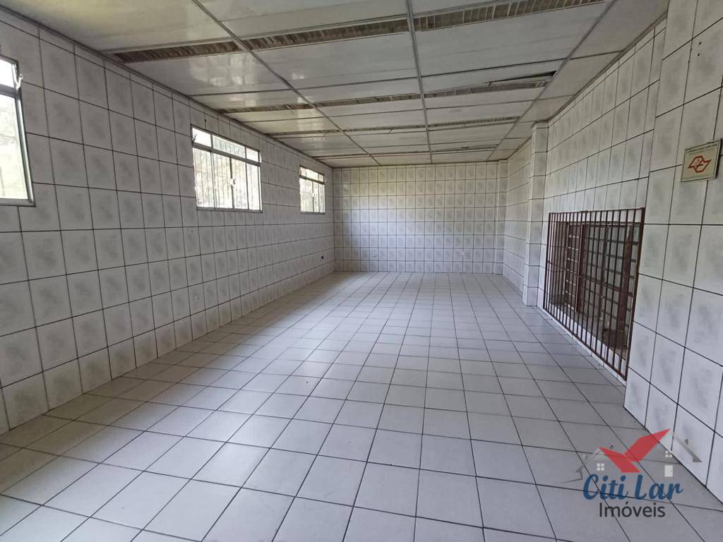 Sobrado para alugar com 3 quartos, 550m² - Foto 2