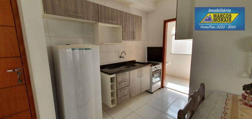 Apartamento à venda com 2 quartos, 52m² - Foto 11