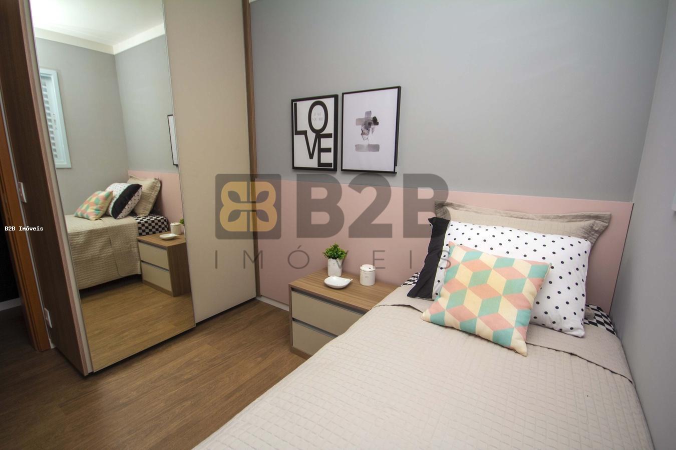 Apartamento à venda com 2 quartos, 60m² - Foto 7