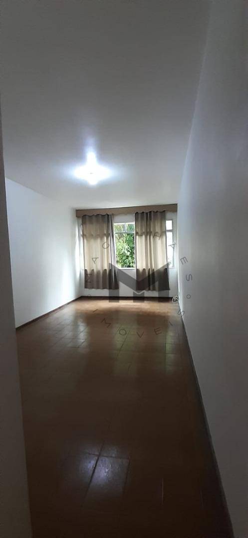 Apartamento à venda com 3 quartos, 101m² - Foto 1