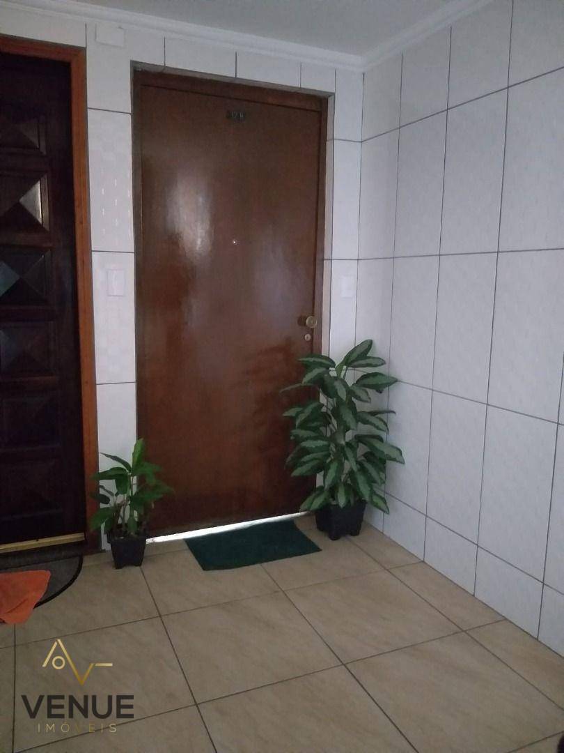 Apartamento à venda com 2 quartos, 56m² - Foto 15