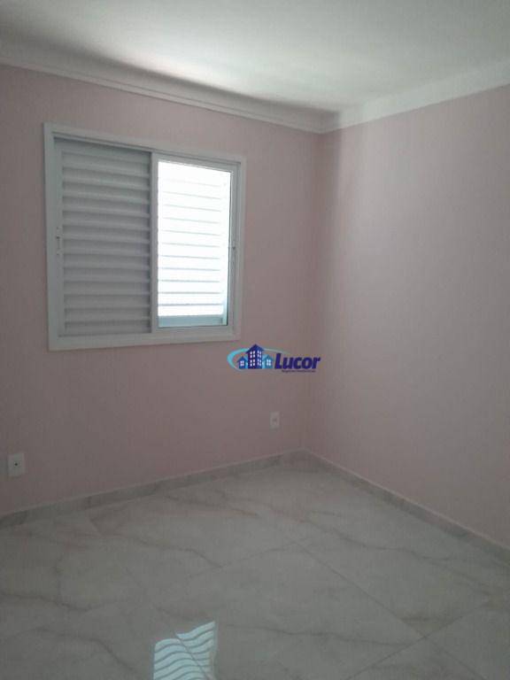 Apartamento para alugar com 3 quartos, 83m² - Foto 5