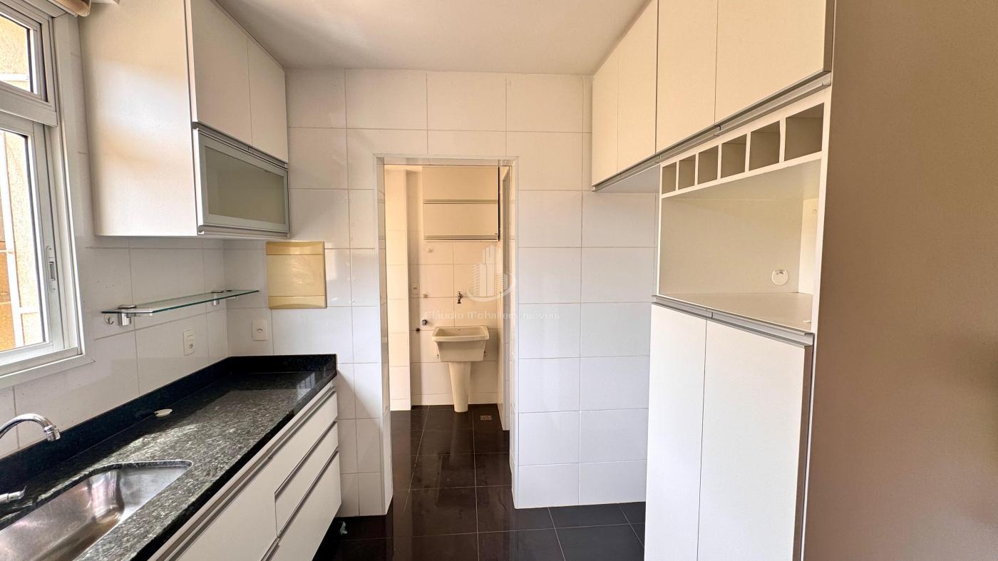 Apartamento à venda com 3 quartos, 132m² - Foto 6