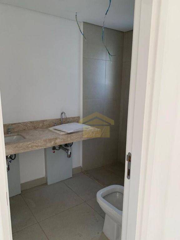 Apartamento à venda com 3 quartos, 154m² - Foto 13