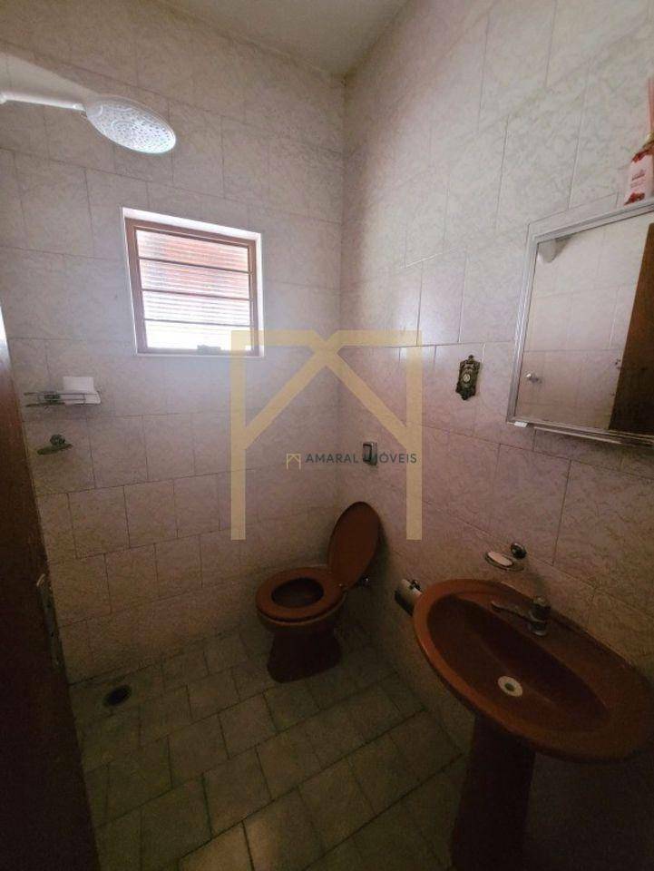 Sítio à venda com 5 quartos, 210m² - Foto 15