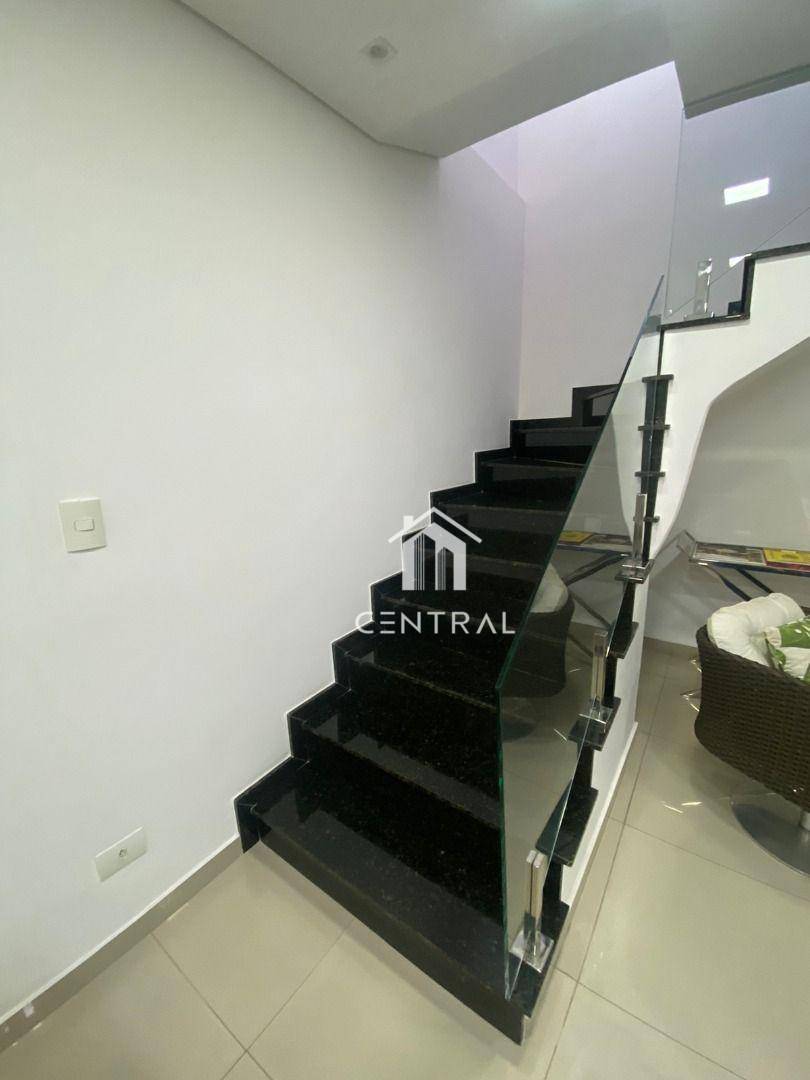 Sobrado à venda com 3 quartos, 244m² - Foto 21