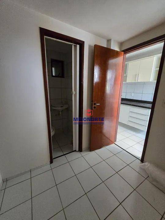 Apartamento para alugar com 4 quartos, 96m² - Foto 8