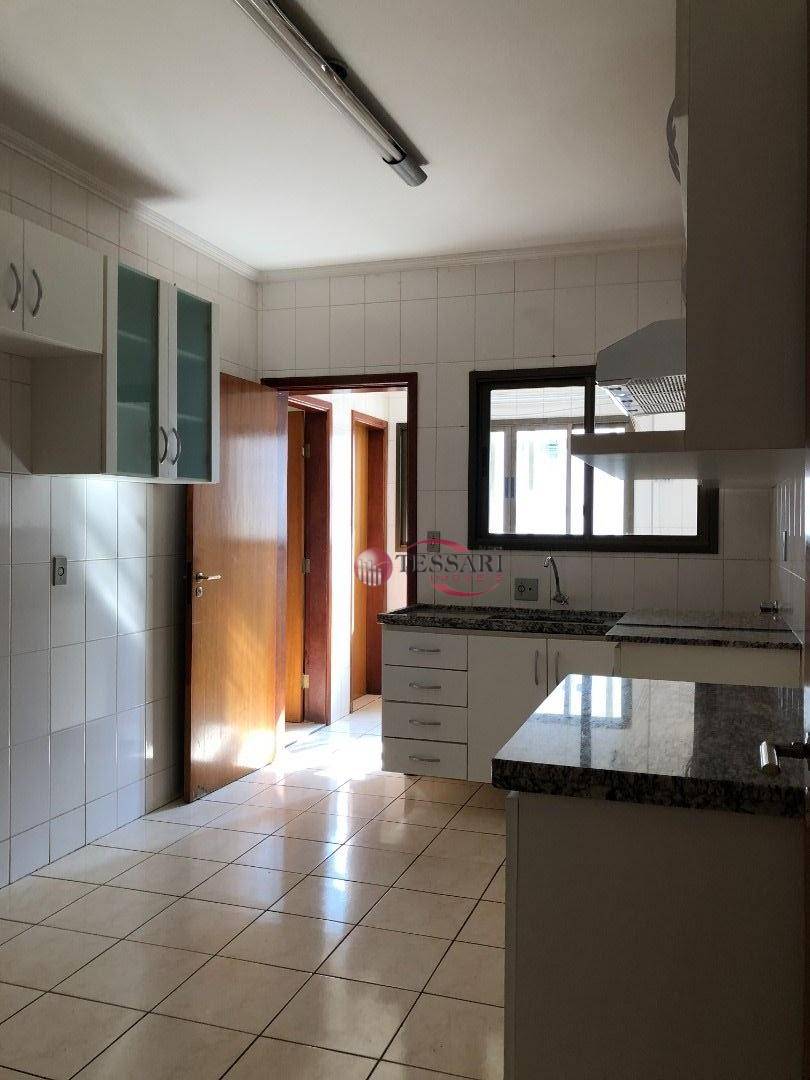 Apartamento à venda com 3 quartos, 125m² - Foto 5