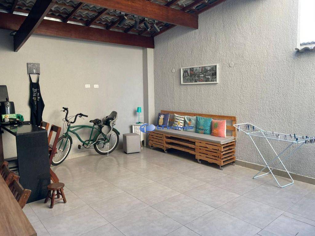 Sobrado, 3 quartos, 126 m² - Foto 3