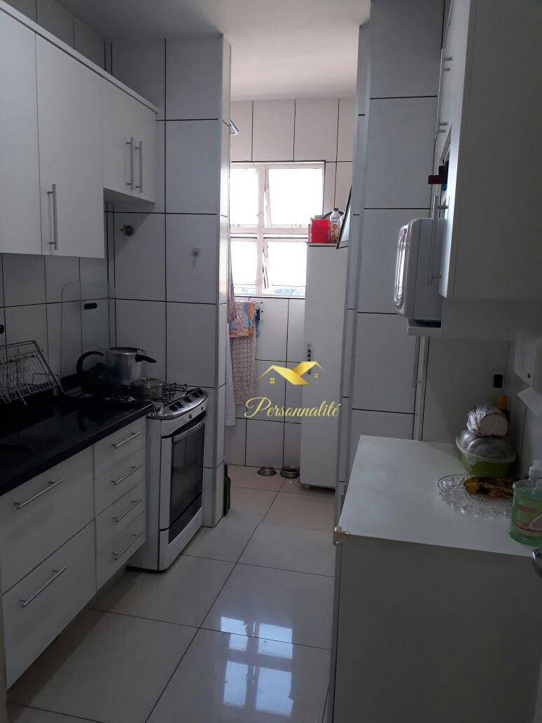 Apartamento à venda com 3 quartos, 66m² - Foto 14