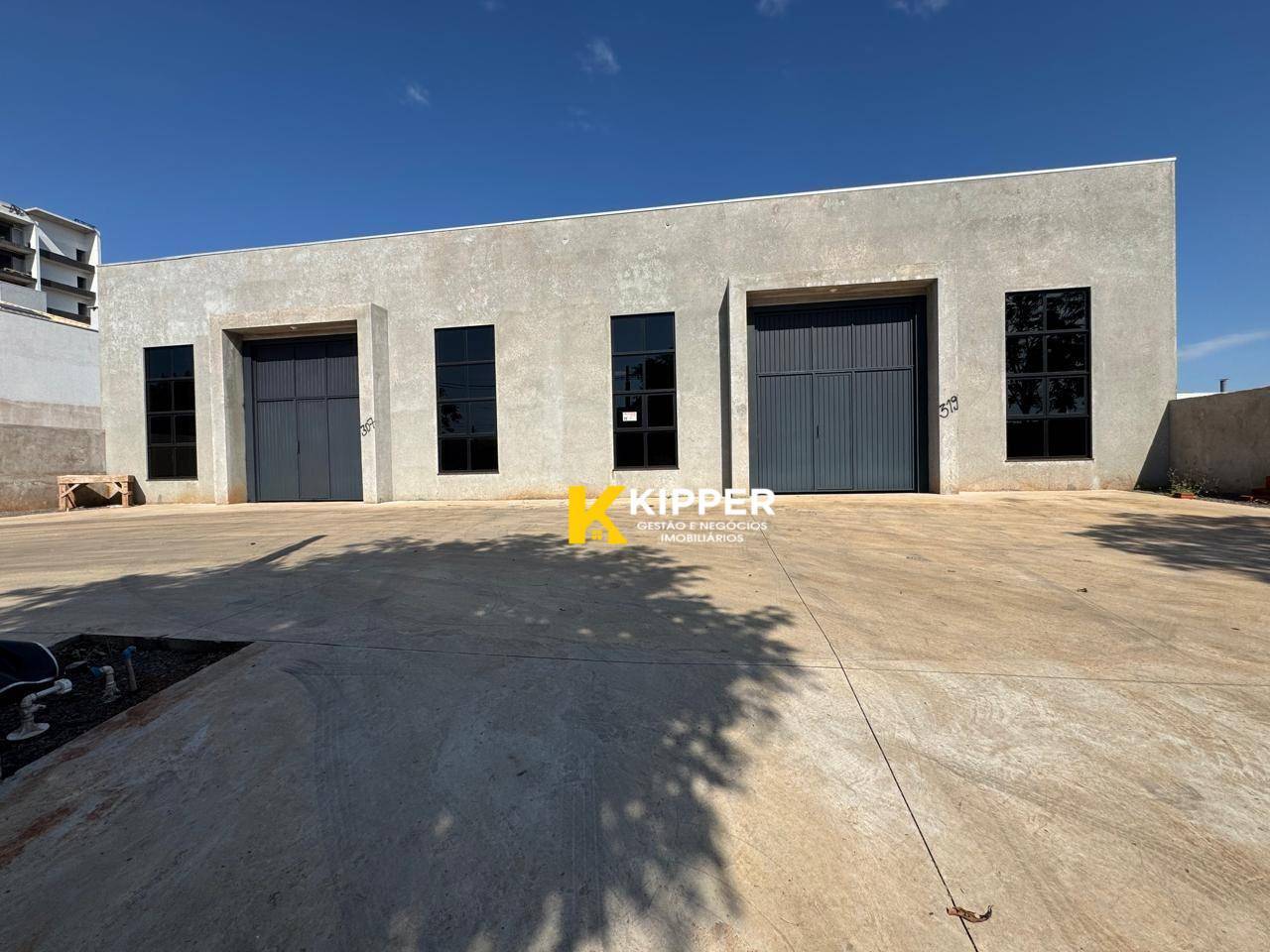 Loja-Salão, 250 m² - Foto 2