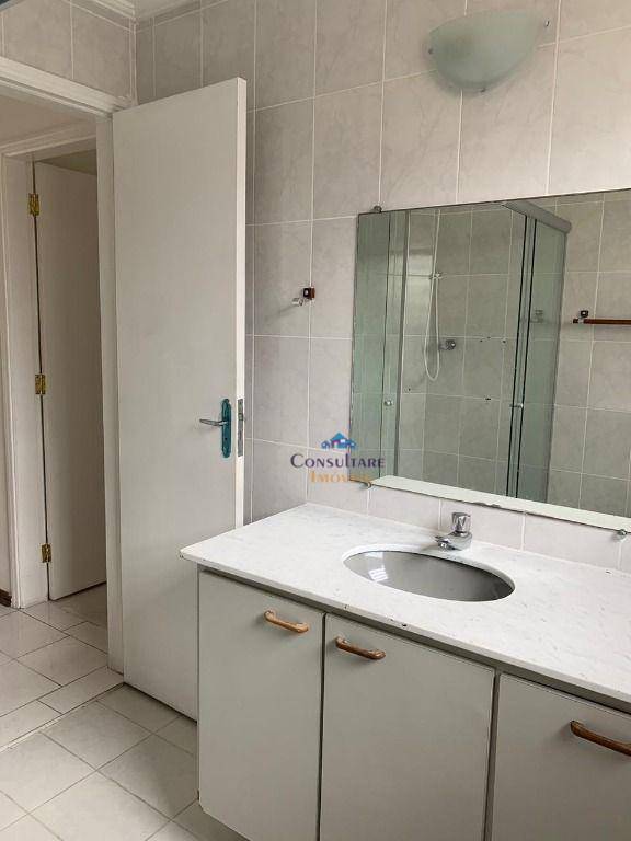 Apartamento à venda com 3 quartos, 176m² - Foto 4