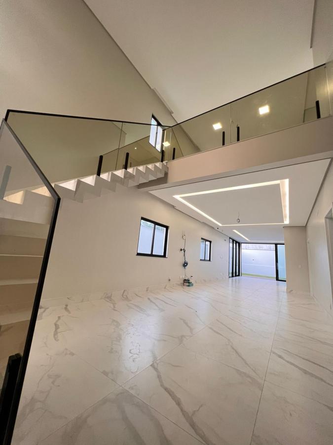 Casa de Condomínio à venda com 4 quartos, 280m² - Foto 9