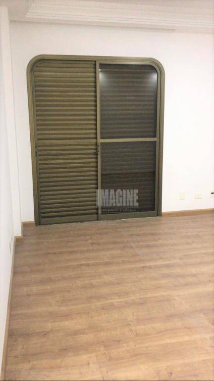 Apartamento à venda com 4 quartos, 280m² - Foto 15